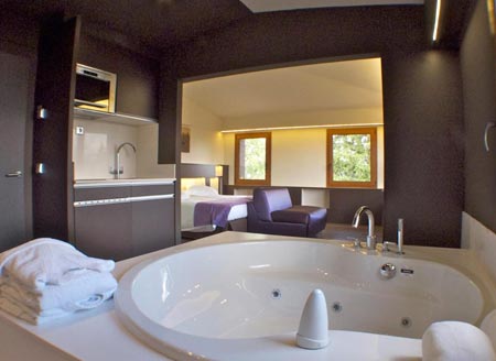 Hotel con jacuzzi en la habitación en los Pirineos catalanes
